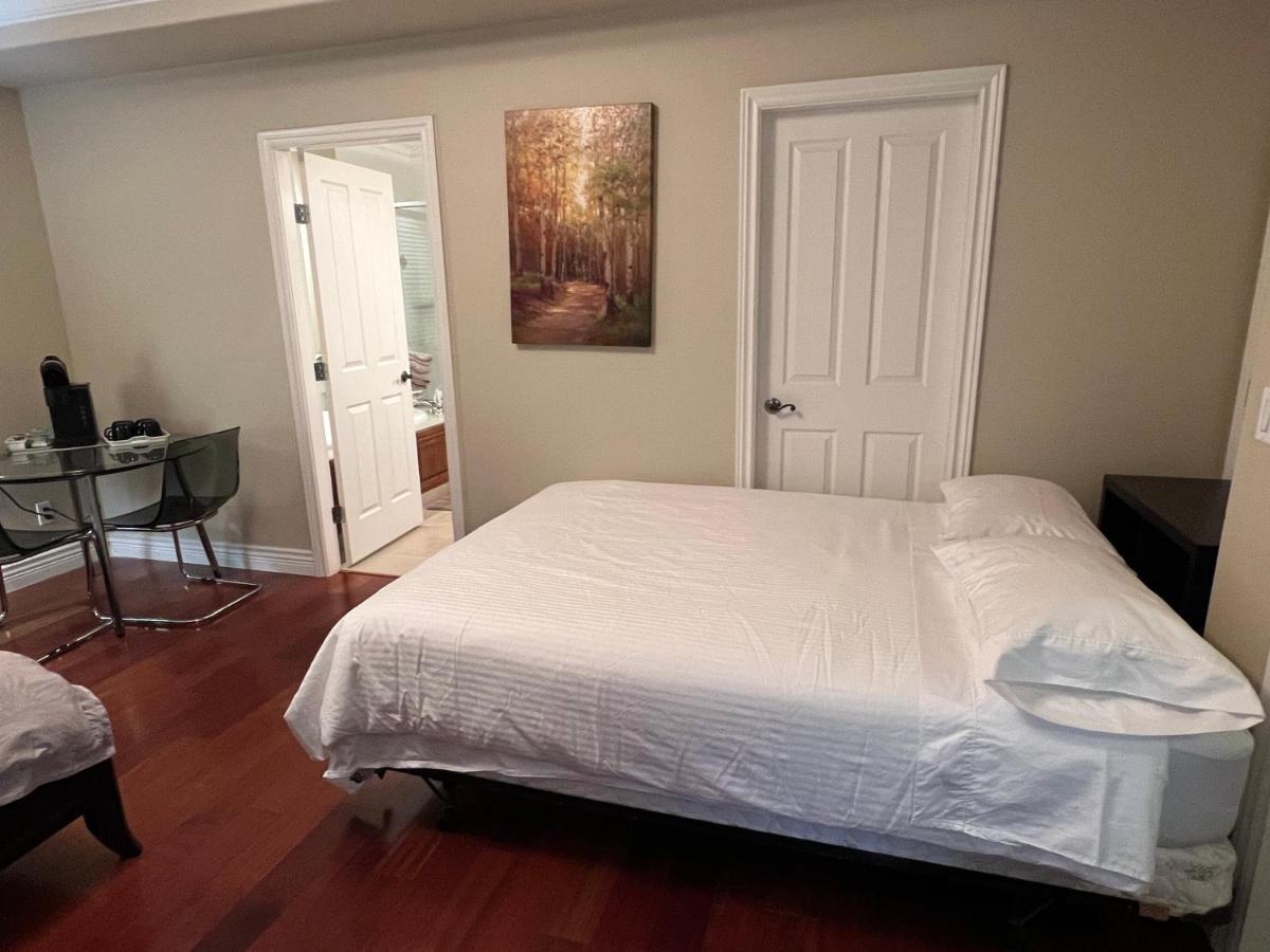 Lucky Suite, Two-Bedroom Suite With Independent Entrance In Richmond Close To Yvr Ngoại thất bức ảnh